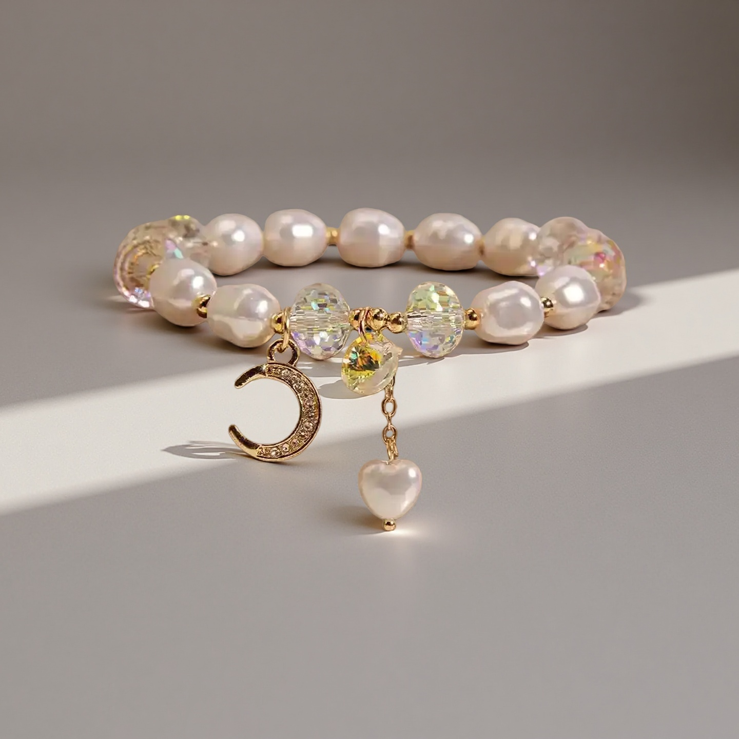 Little Fresh Pearl Crystal Bracelet Women's Simple Smiling Face Pendant Student Friend Elastic Adjustable Bangle Party Jewelry