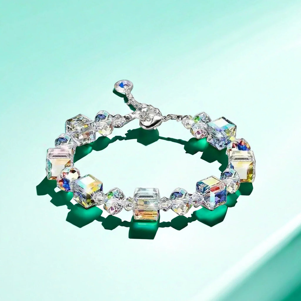 Delysia King 1pcs Women Trendy Cube Crystal Bracelet Luxurious Personality Versatile Wrist Chain Best Friend Gift