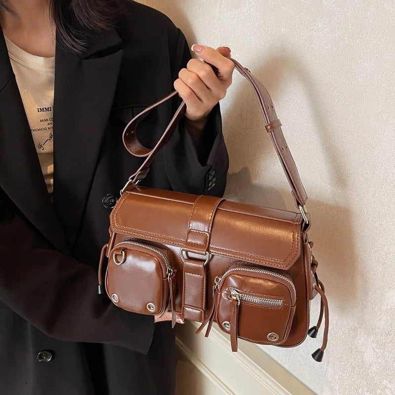 cool Spice Girl underarm bag method stick bag women's new niche design locomotive bag shoulder bag messenger bag