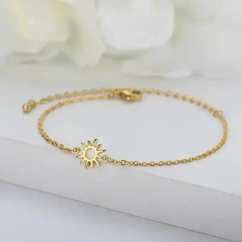 Gold-Plated Crystal Cross Bracelet for Women – Feng Shui Amulet for Protection & Good Luck, Fashion Stainless Steel Religious Jewelry