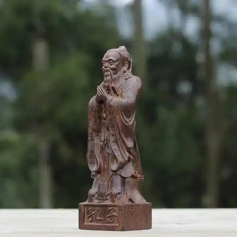 Agarwood Confucius Statue – Hand-Carved Feng Shui Wood Decor for Home, Office, or Teacher’s Day Gift – Enhances Learning and Inspires Wisdom